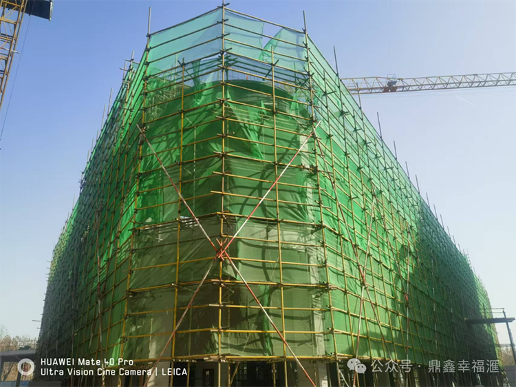 【鼎鑫·幸福滙】1月工程進(jìn)度播報(bào)—2025首月奮進(jìn)，6號(hào)樓封頂大吉！